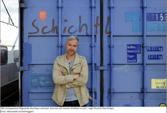 Süddeutsche Zeitung: „In Rollen reindenken – Köpfen mit Köpfchen“